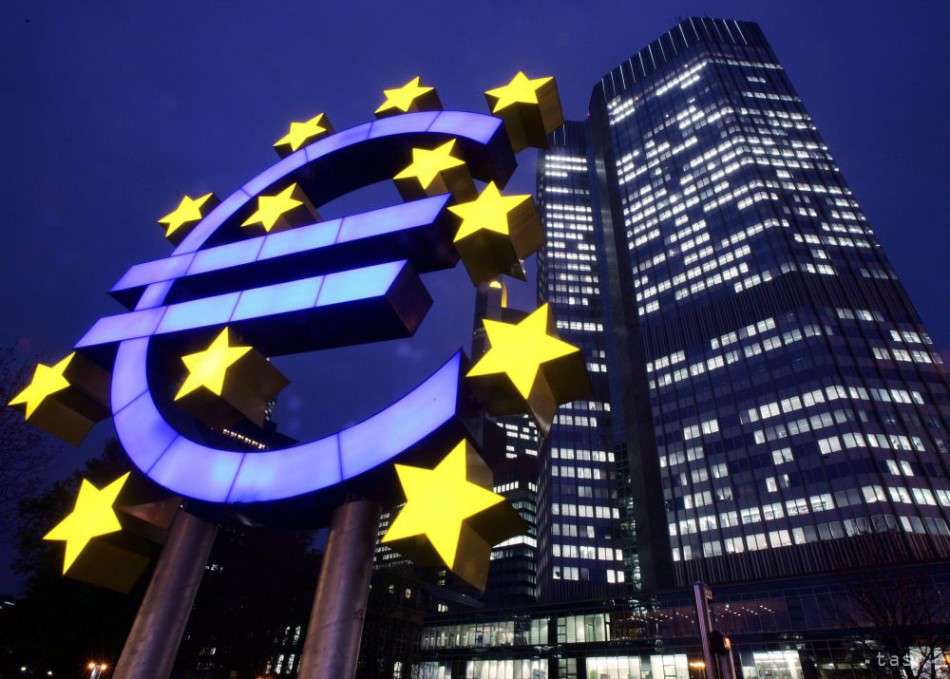 Bloomberg: Η ΕΚΤ θα μειώσει το βασικό επιτόκιο έξι φορές μέχρι το τέλος του 2025