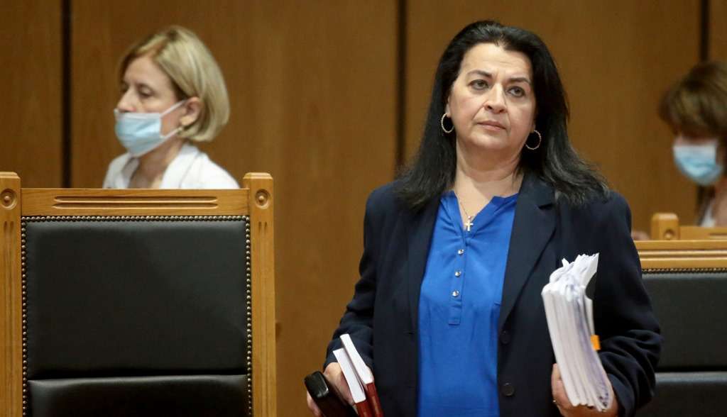 ΔΙΚΗ ΧΡΥΣΗΣ ΑΥΓΗΣ