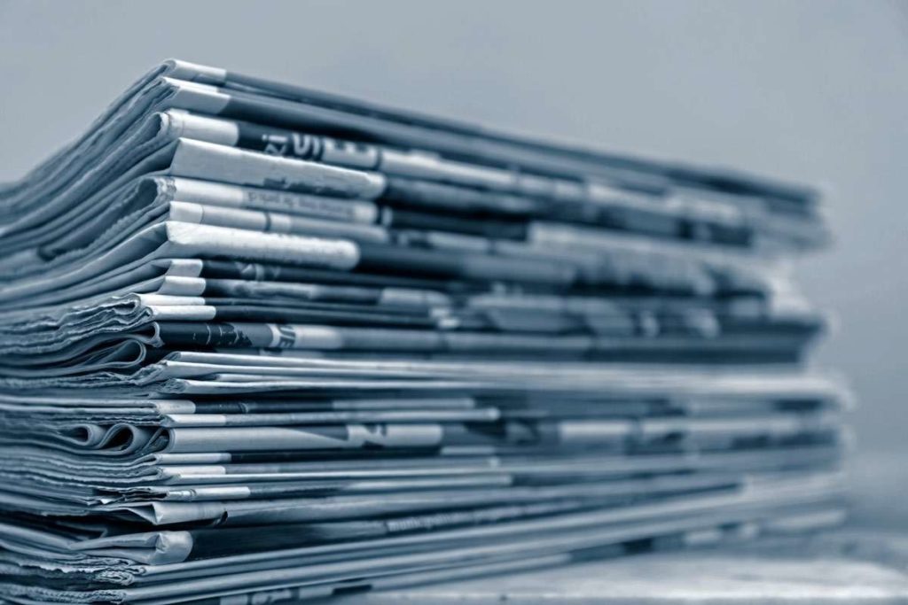 newspapers-stack