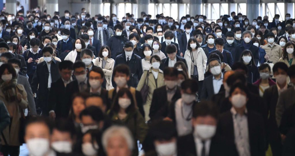 2020-04-08T023310Z_413884769_MT1YOMIUR000O5CC78_RTRMADP_3_NOVEL-CORONAVIRUS-OUTBREAK-JAPAN-scaled