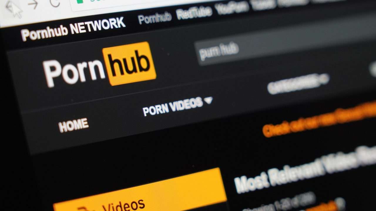 Pornhub-Now-Accepts-Only-Cryptocurrency-as-Payment-1280×720