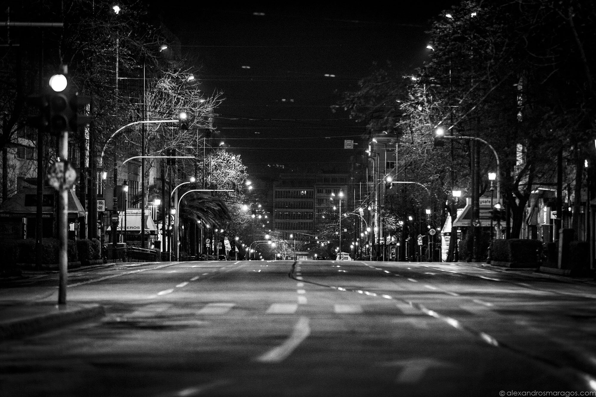 Athens, Greece during the Lockdown due to the Covid 19 Pandemic. Photography: Alexandros Maragos