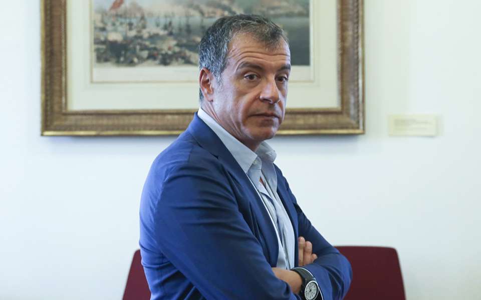 Σταύρος Θεοδωράκης: «Με τον καρκίνο δεν ξεμπερδεύεις εύκολα»