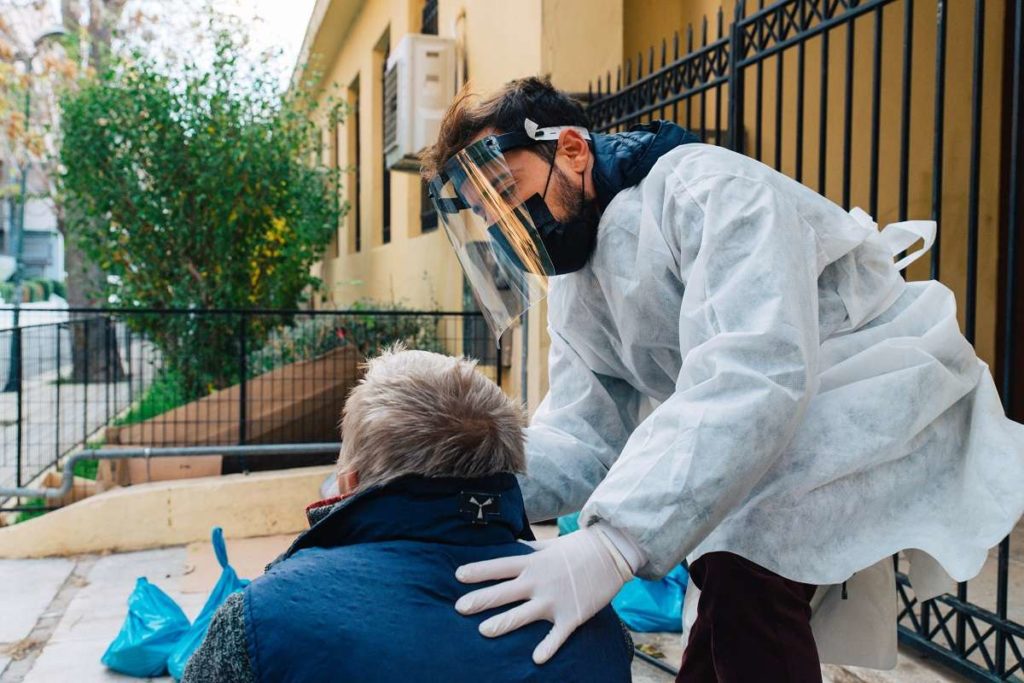 Athens-Homeless-rapid-test