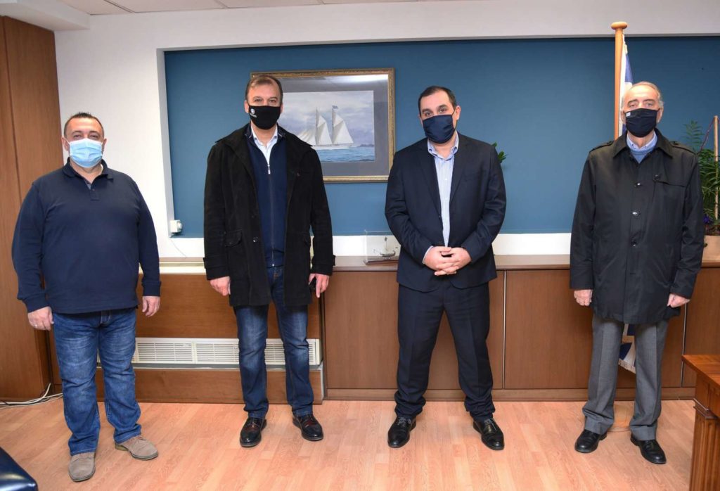 Κατσαφάδος: βιώσιμες λύσεις για τα δίκαια αιτήματα των λιμενικών