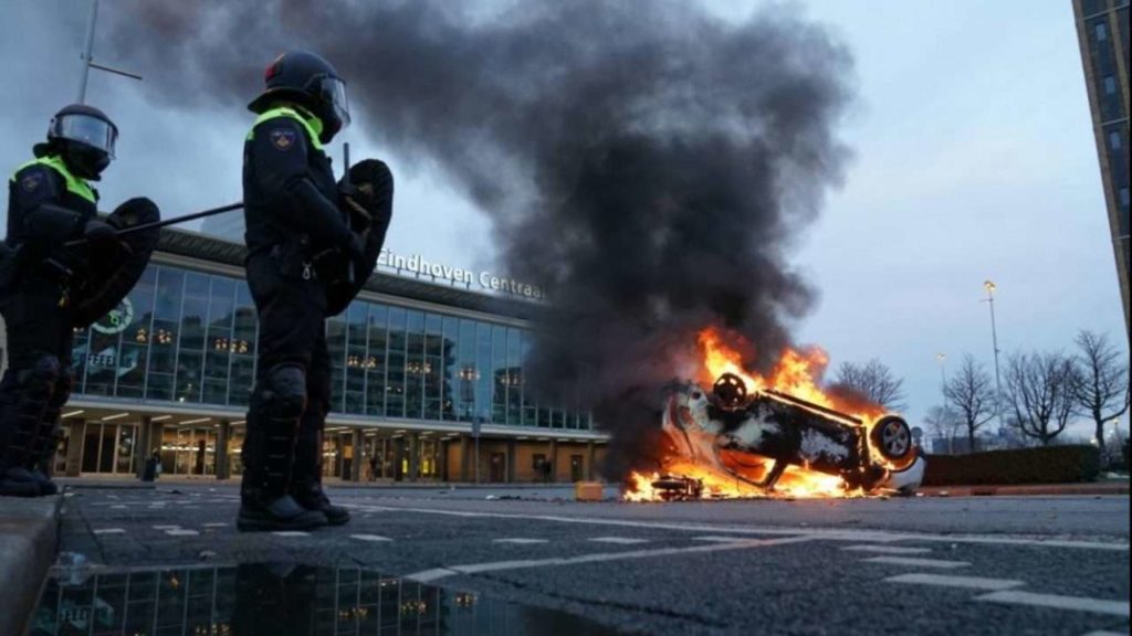 Επεισοδίων και συγκρούσεων συνέχεια στην Ολλανδία