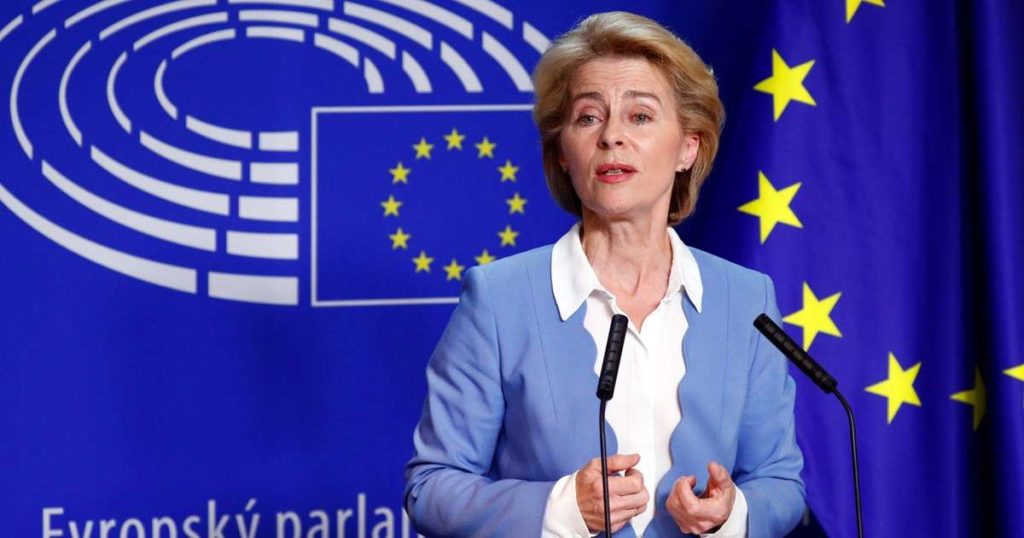 Πιέσεις Φον ντερ Λάιεν προς τις παρασκευάστριες εταιρείες εμβολίων