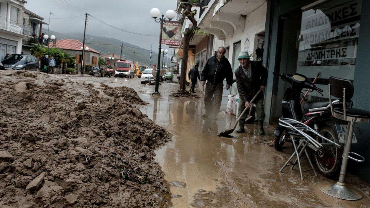 Πλημμύρες και καταστροφές σε Αγρίνιο και Αιτωλοακαρνανία