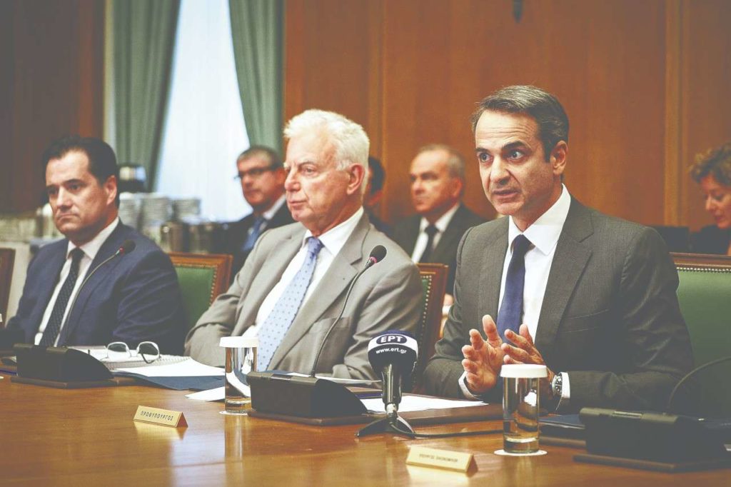 Κυβέρνηση: Όλα του ανασχηματισμού τα δύσκολα
