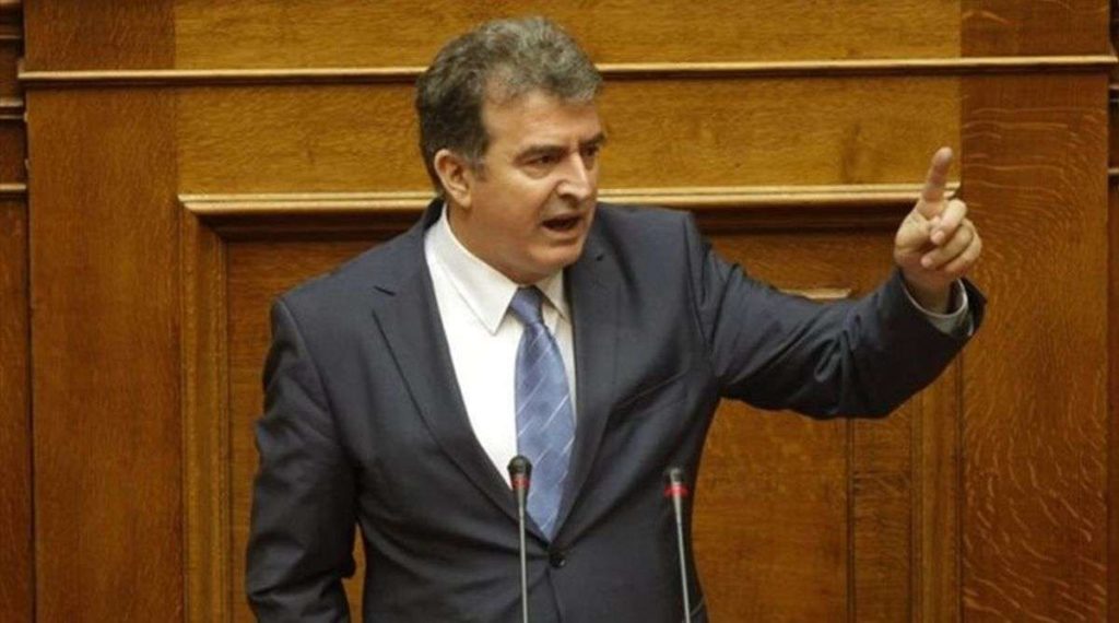 Συνάντηση Χρυσοχοΐδη - Κωνσταντάτου για τις συμμορίες ανηλίκων