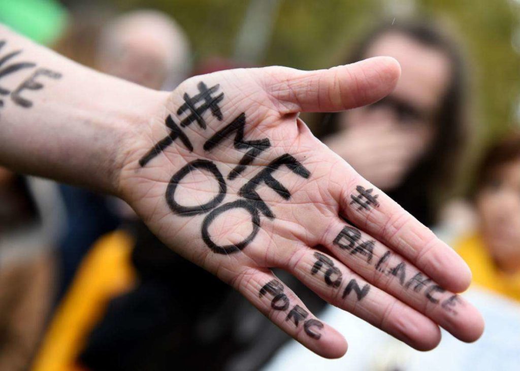 Metoo: Χιλιάδες θύματα αιμομιξίας εξομολογούνται στο twitter