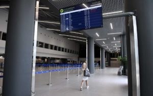 Αεροδρόμιο Μακεδονία: Επεισόδιο με επιβάτη σε πτήση από Εδιμβούργο για Λάρνακα – Αναγκαστική προσγείωση