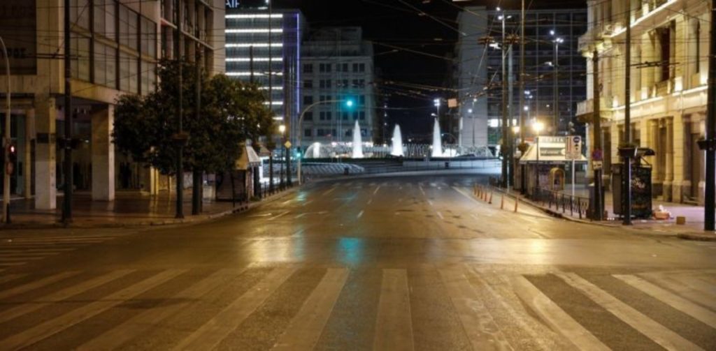 Βατόπουλος: Θα παραμείνει η απαγόρευση τη νύχτα -Τι είπε για σχολεία, εστίαση, μετάλλαξη