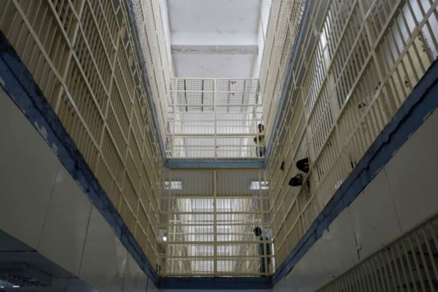 Απόπειρα για απόδραση στις φυλακές Αυλώνα - Παραλίγο επιτυχής