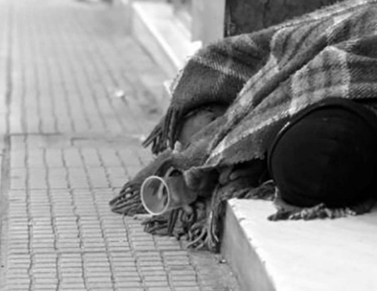Ανοίγουν θερμαινόμενοι χώροι για τους άστεγους της Αθήνας