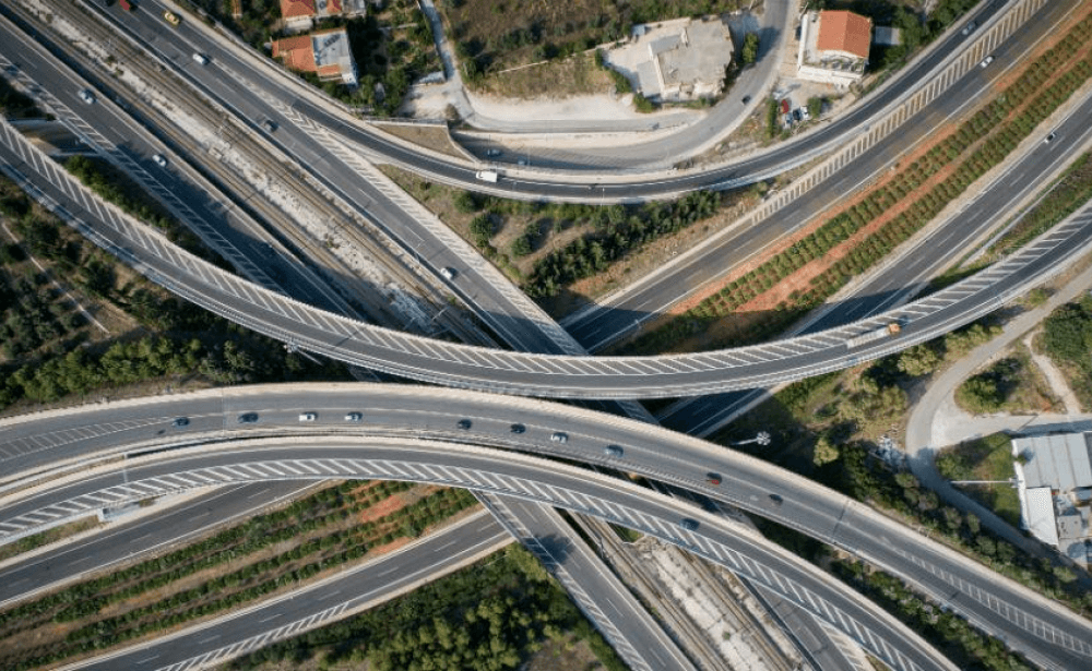 Επαναλειτουργούν τα 12 Σ.Ε.Σ. στην Αττική Οδό και στον Μορέα
