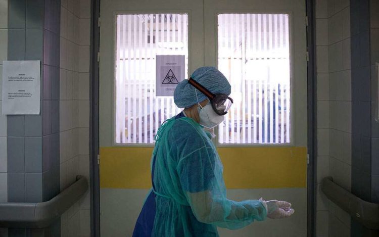 Συναγερμός για δεκάδες κρούσματα κορωνοϊού σε γηροκομείο στο Μαρούσι