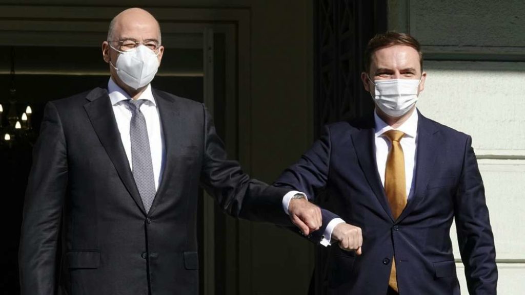 Συνάντηση Δένδια με τον ΥΠΕΞ της Βόρειας Μακεδονίας