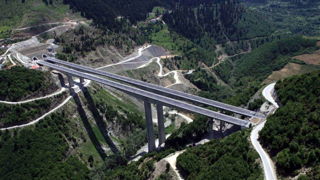 Εγνατία οδός: 1,5 δις. ΓΕΚ Τέρνα - Egis, 500 εκατ. Vinci - Μυτιληναίος - Αβαξ!