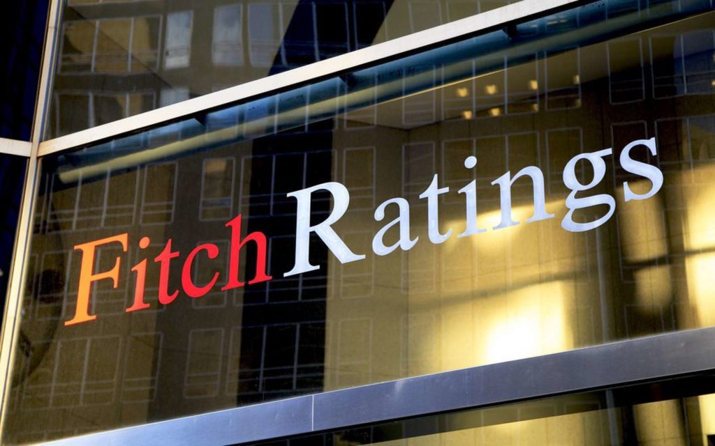 Fitch: Ανάπτυξη 6% το 2021, αλλά και προειδοποίηση αστάθειας