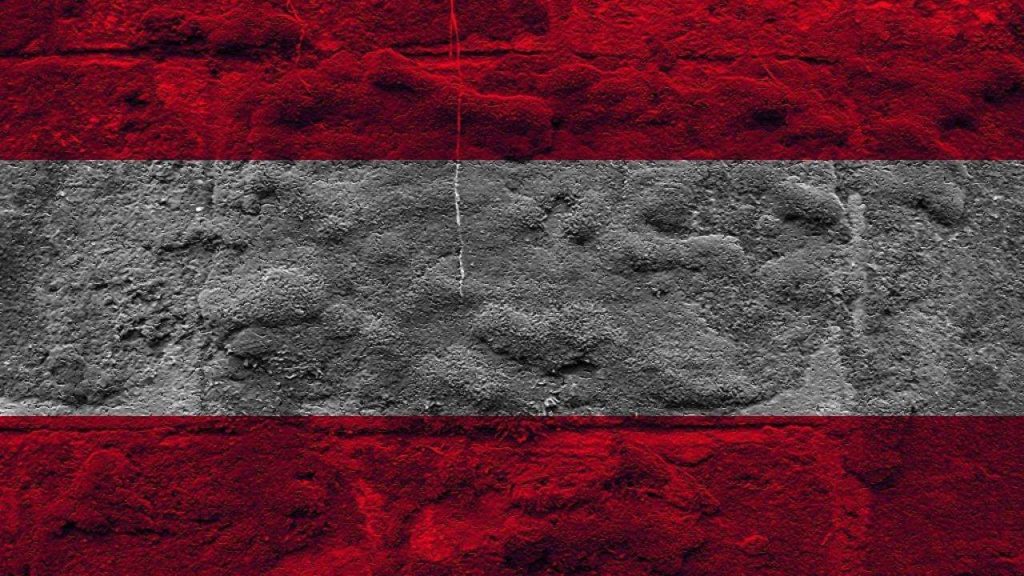 flag-1465685_1920