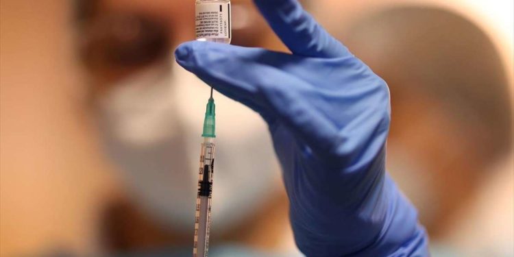 Εμβόλιο Moderna: σπάνιες οι σοβαρές αλλεργικές αντιδράσεις
