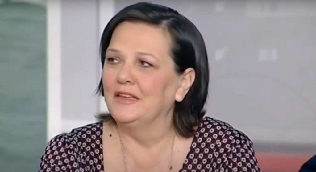 Δημοσιογράφος καταγγέλει παρενόχληση της από υφυπουργό Άμυνας το 1994