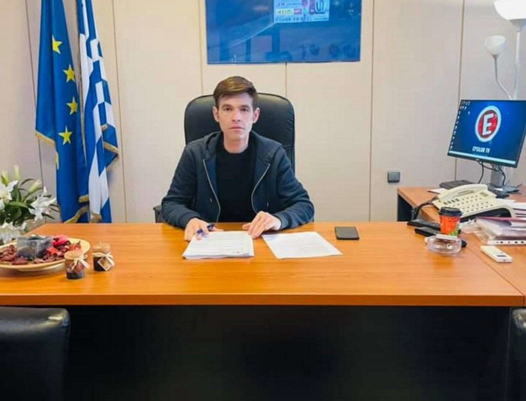 Ο Μένιος Φουρθιώτης κατεβαίνει στις εκλογές - Άνοιξε πολιτικό γραφείο