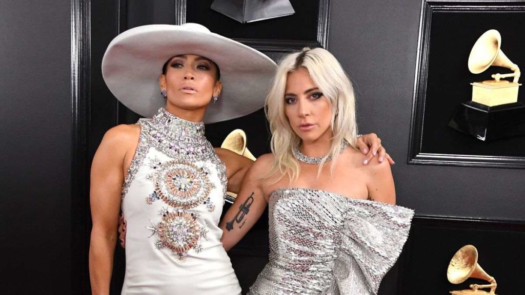 Lady Gaga και Τζένιφερ Λόπεζ θα τραγουδήσουν για Μπάιντεν