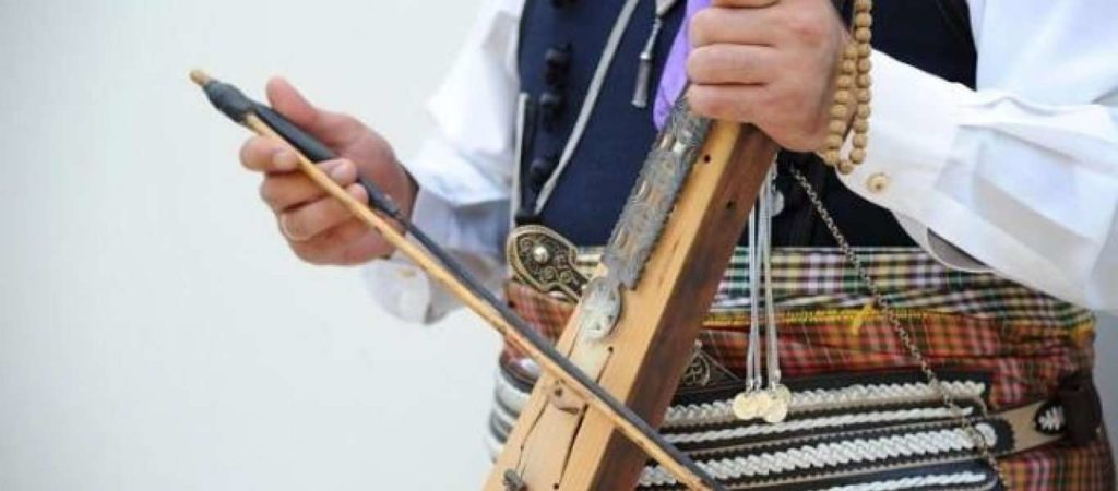 Ποντιακό λεξικό έφτιαξαν, μέσα στην καραντίνα, τα μέλη της Ευξείνου Λέσχης