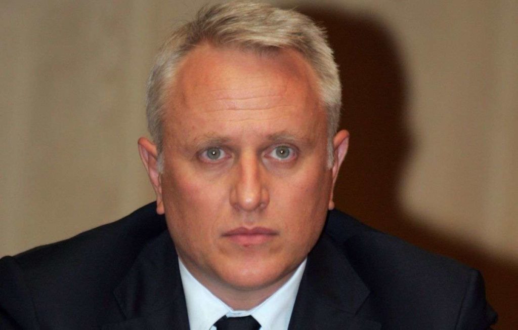 ÑÁÃÊÏÕÓÇÓ Ã ÅÍÇÌÅÑÙÓÇ ÊÏÌÌÁÔÙÍ