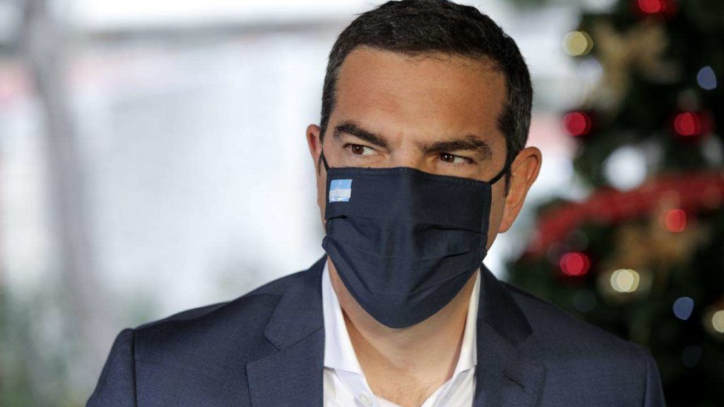 Τσίπρας: σύσκεψη με γιατρούς και λοιμωξιολόγους