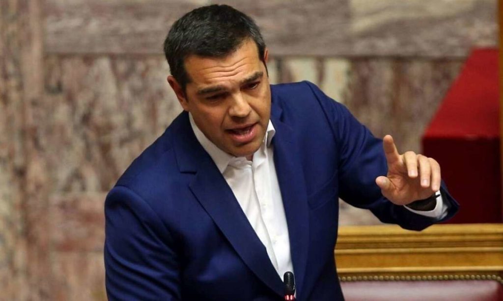 Επίθεση Τσίπρα στην κυβέρνηση για τις ανοικτές εκκλησίες