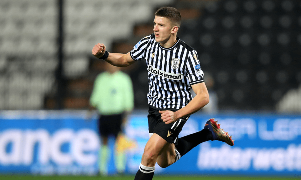 Ο ΠΑΟΚ συνέτριψε τη Λάρισα, χατ τρικ ο Τζόλης (5-0)