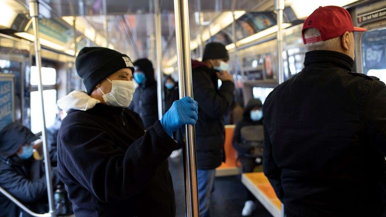 ΗΠΑ: Οδηγία για χρήση μάσκας σε μέσα μεταφοράς