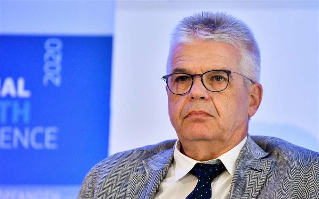 Γώγος: Ενδέχεται τα εμβόλια να μην «πιάνουν» τη νοτιοαφρικανική μετάλλαξη