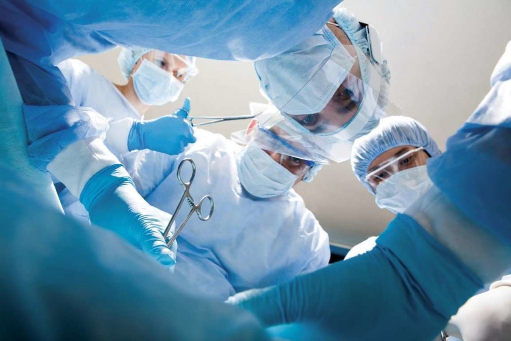 Γαλλία: για πρώτη φορά μεταμόσχευση σε ολόκληρα χέρια