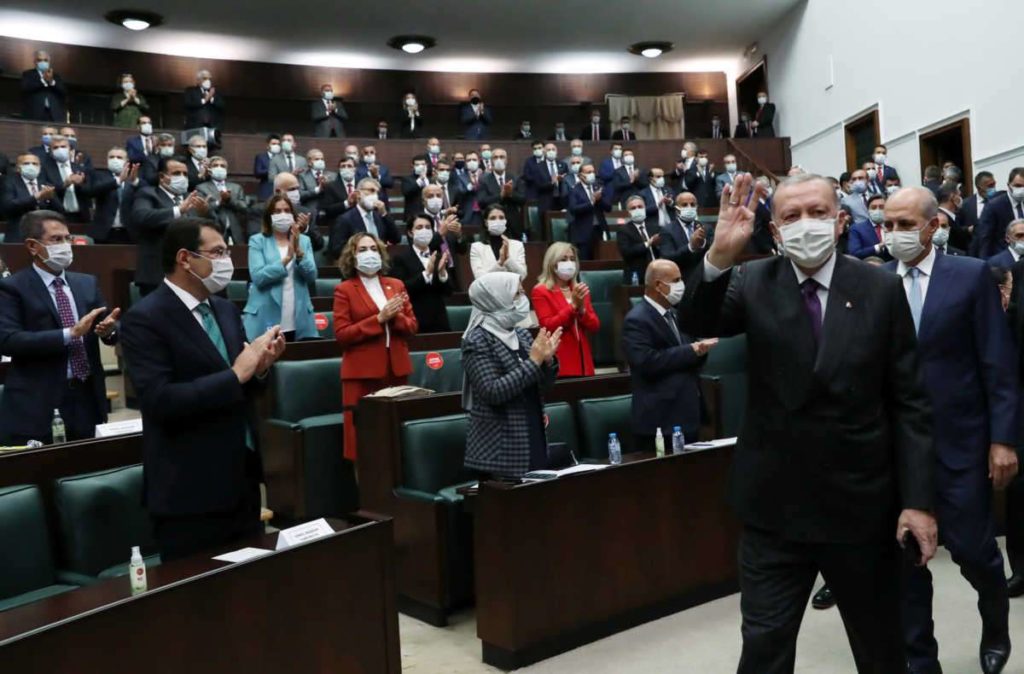 Ο Ερντογάν ξαναβαφτίζει το Αιγαίο σε νέες προκλητικές δηλώσεις