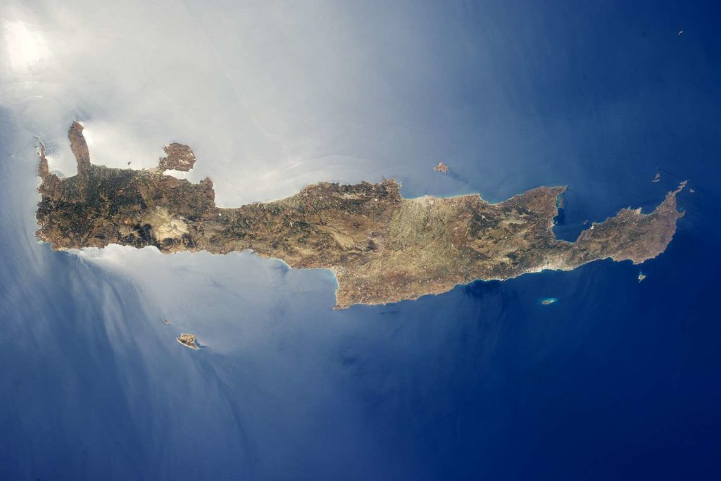 ECDC: Στο «βαθύ κόκκινο» βάζει την Κρήτη