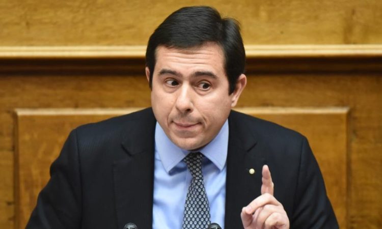 Μηταράκης εναντίον ΣΥΡΙΖΑ για την κριτική στο μεταναστευτικό