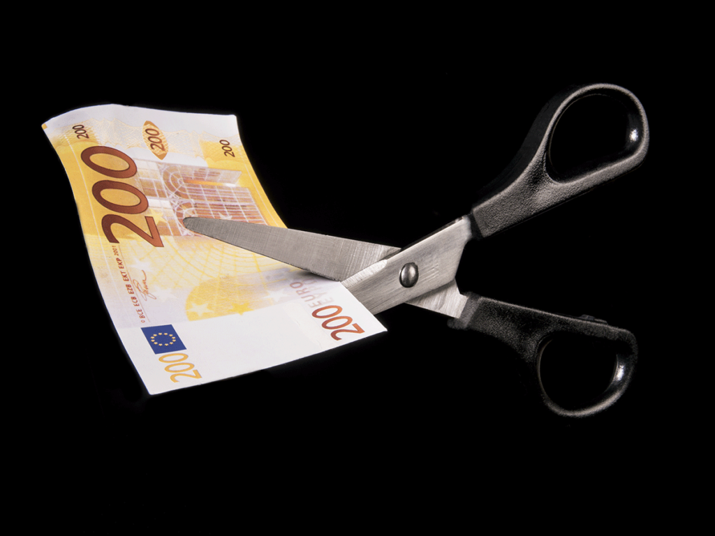 Οι «ξεχασμένες» λύσεις για τη ρύθμιση των «κόκκινων» δανείων
