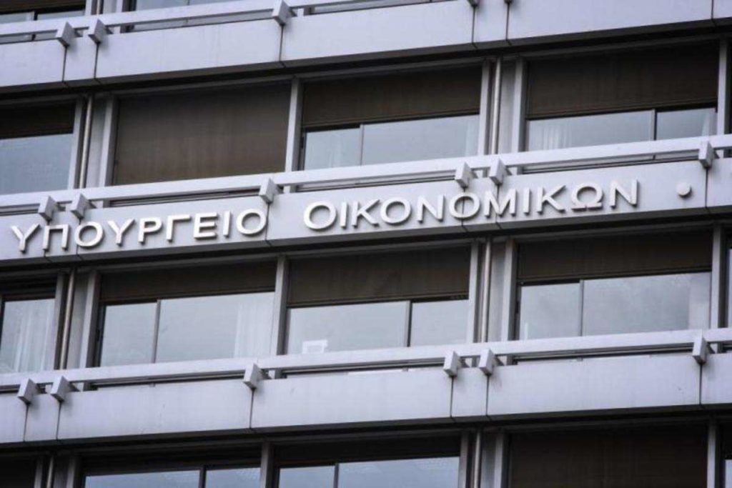 ΥΠΟΙΚ: Αμετανόητα ανεύθυνος ο ΣΥΡΙΖΑ - Από 15 έως 21 δισ. ευρώ το κόστος των προτάσεων
