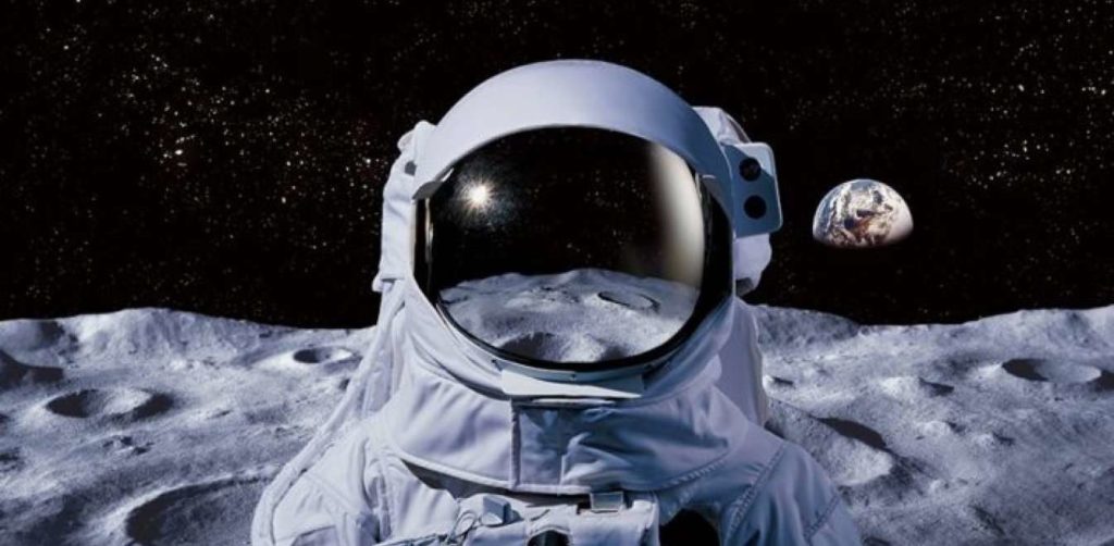 γυναίκα διάστημα