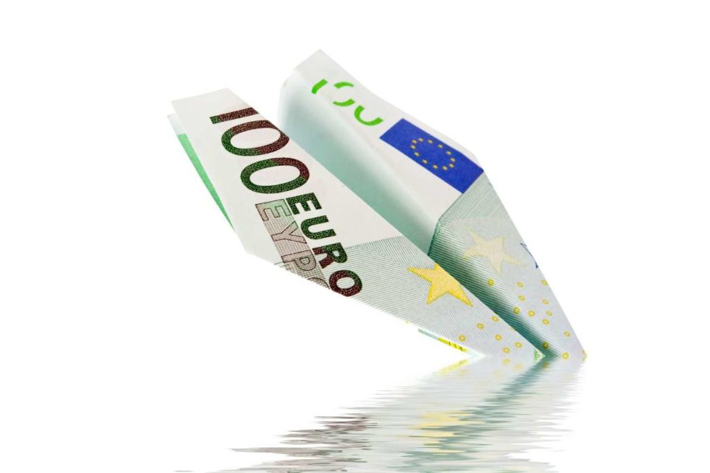 Το ναυάγιο της οικονομίας και οι γραφειοκράτες