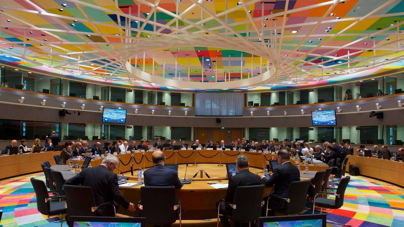 Eurogroup: Να διατηρηθούν τα μέσα στήριξης των οικονομιών των χωρών της Ευρωζώνης