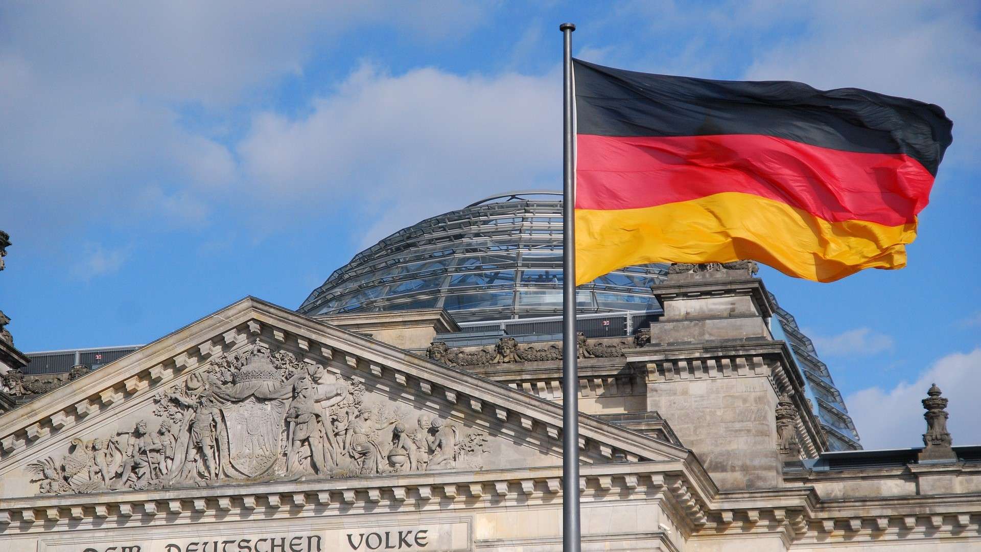 Γερμανία: Θετική για πρώτη φορά από το 2019 η απόδοση του 10ετούς ομολόγου