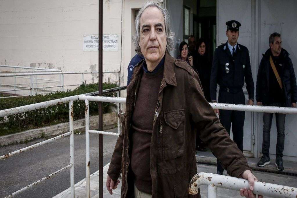 Επιστολή συγγενών θυμάτων προς Κουφοντίνα: « Οι μνήμες πονάνε, τον καλούμε να υποχωρήσει από το αίτημά του»