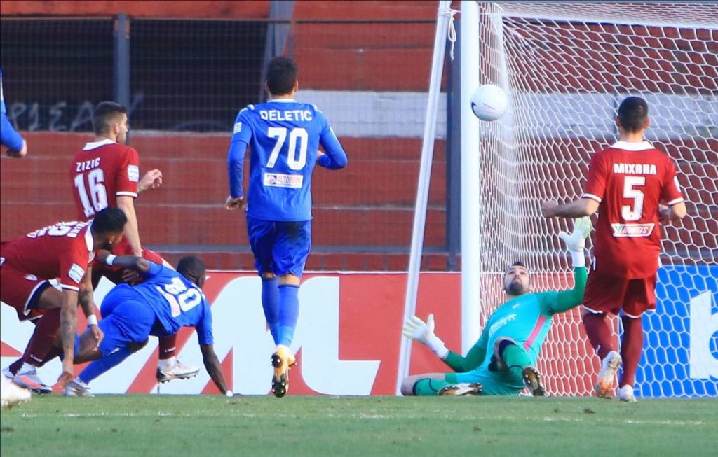 Η Λαμία στον... αφρό, η Λάρισα στον... βυθό (0-1)