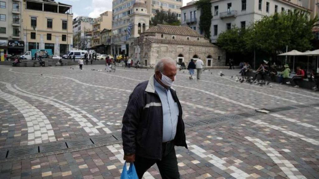 Δερμιτζάκης: Δεν θα δούμε απόδοση του lockdown μέσα σε δύο βδομάδες