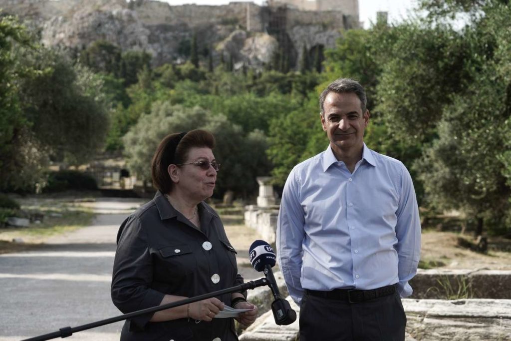Συνεδριάζει εκτάκτως το Yπουργικό Συμβούλιο με επίκεντρο τη Μενδώνη
